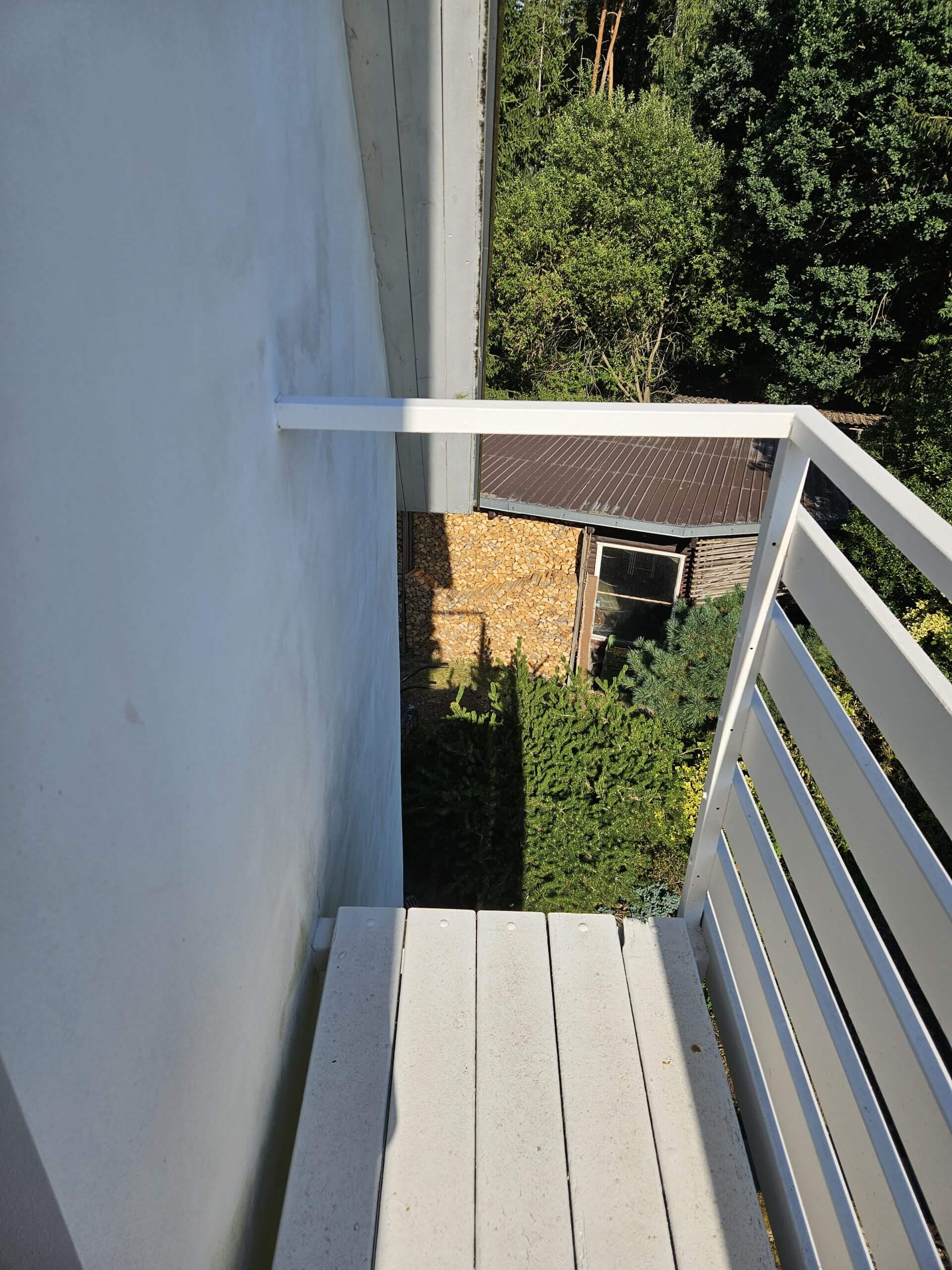 Levý bok - prázdný